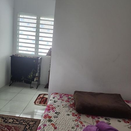 Mieda Rizqi Homestay Kampong Melayu Changkat Larah Εξωτερικό φωτογραφία