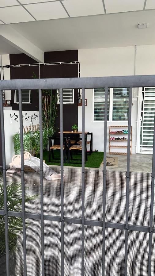 Mieda Rizqi Homestay Kampong Melayu Changkat Larah Εξωτερικό φωτογραφία